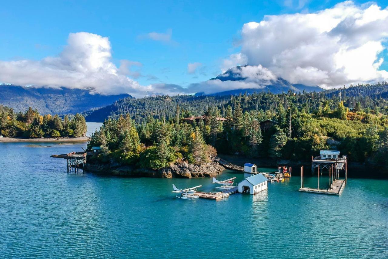 Stillpoint Lodge - All-Inclusive Halibut Cove Esterno foto