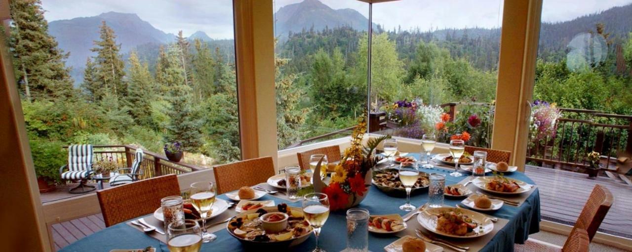 Stillpoint Lodge - All-Inclusive Halibut Cove Esterno foto
